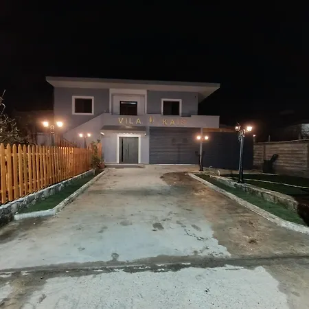 Kais *